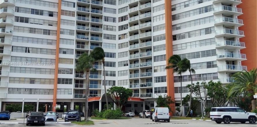 Condo à Miami, Floride, 1 chambre  № 1955007