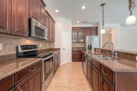 House in Venice, Florida 2 bedrooms, 193.33 sq.m. № 2095696 - photo 16