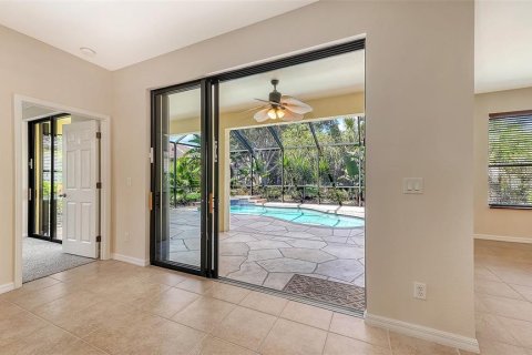 House in Venice, Florida 2 bedrooms, 193.33 sq.m. № 2095696 - photo 20