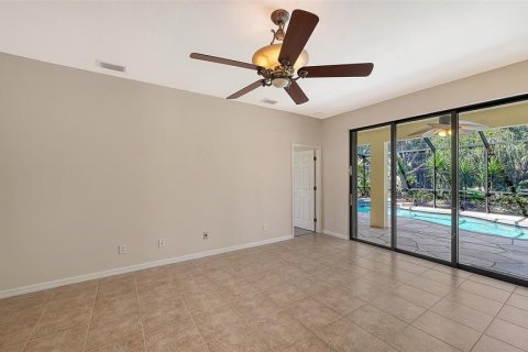 House in Venice, Florida 2 bedrooms, 193.33 sq.m. № 2095696 - photo 8