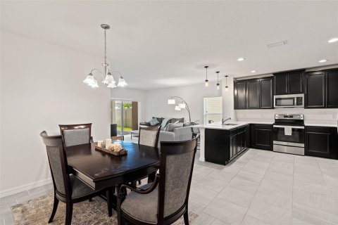 Villa ou maison à vendre à Groveland, Floride: 4 chambres, 161.37 m2 № 1740176 - photo 4