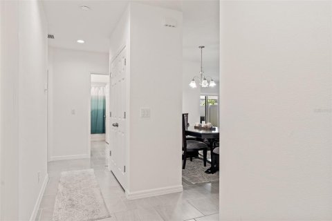 Villa ou maison à vendre à Groveland, Floride: 4 chambres, 161.37 m2 № 1740176 - photo 3
