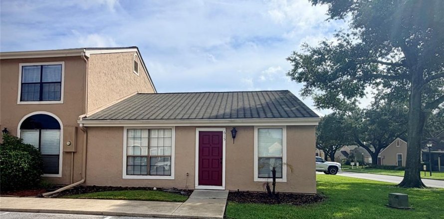 Touwnhouse à Winter Springs, Floride 2 chambres, 91.04 m2 № 2419923