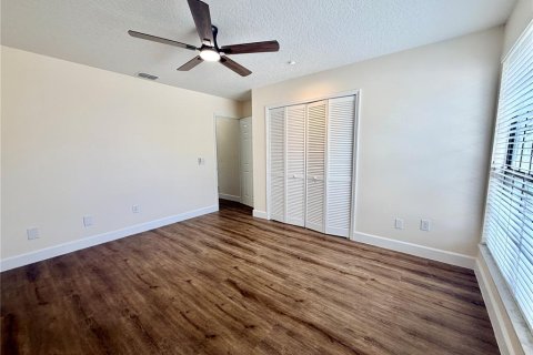 Touwnhouse à louer à Winter Springs, Floride: 2 chambres, 91.04 m2 № 2419923 - photo 10
