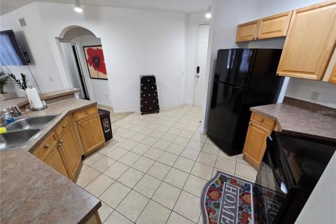 Condo in Davenport, Florida, 4 bedrooms  № 2218128 - photo 3