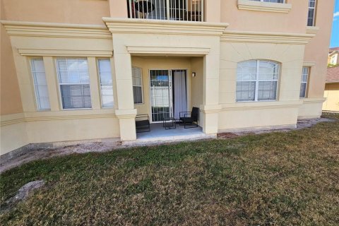 Condo in Davenport, Florida, 4 bedrooms  № 2218128 - photo 14