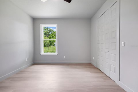 House in Orlando, Florida 4 bedrooms, 228.26 sq.m. № 2152243 - photo 12