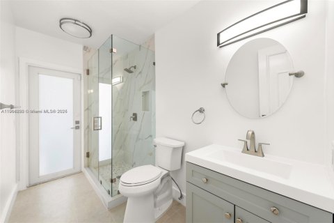 House in Pompano Beach, Florida 6 bedrooms, 350.43 sq.m. № 1954887 - photo 9