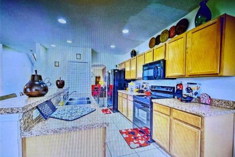 Villa ou maison à vendre à Davenport, Floride: 5 chambres, 333.98 m2 № 1790039 - photo 3