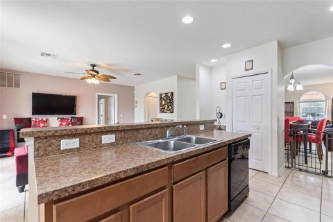 Villa ou maison à vendre à Davenport, Floride: 5 chambres, 333.98 m2 № 1790039 - photo 10
