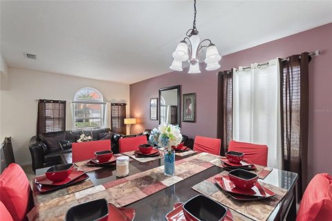 Villa ou maison à vendre à Davenport, Floride: 5 chambres, 333.98 m2 № 1790039 - photo 6