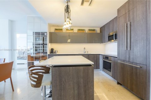 Купить кондоминиум в Майами, Флорида 2 спальни, 112.04м2, № 2059104 - фото 9