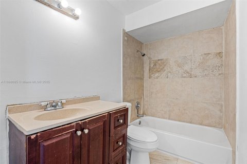 Купить таунхаус в Делрей-Бич, Флорида 4 спальни, 148.27м2, № 2012432 - фото 26