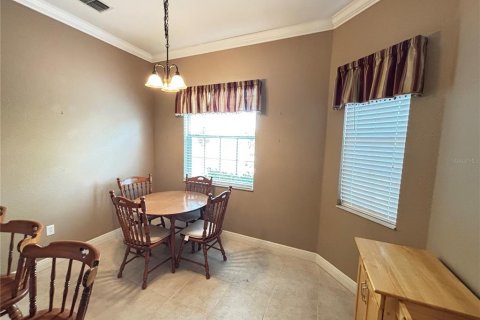 House in San Antonio, Florida 3 bedrooms, 164.62 sq.m. № 1866109 - photo 6