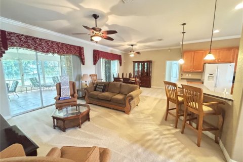 House in San Antonio, Florida 3 bedrooms, 164.62 sq.m. № 1866109 - photo 10