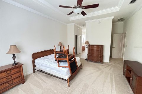House in San Antonio, Florida 3 bedrooms, 164.62 sq.m. № 1866109 - photo 13