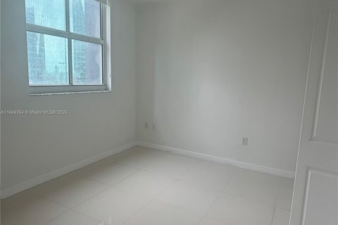 Снять в аренду квартиру в Майами, Флорида 1 спальня, 69.68м2, № 1848943 - фото 8