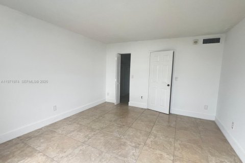 Appartement à louer à North Miami, Floride: 1 chambre, 74.97 m2 № 2042271 - photo 8