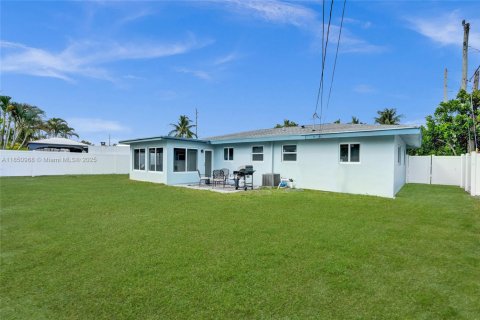 Villa ou maison à vendre à Pompano Beach, Floride: 3 chambres, 121.52 m2 № 1858828 - photo 20