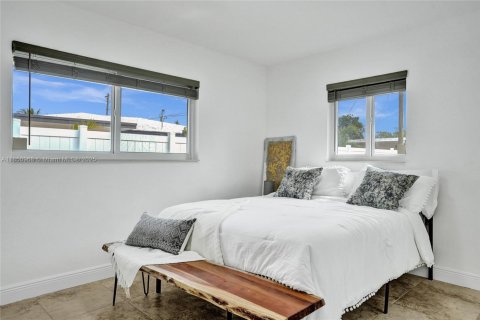 Villa ou maison à vendre à Pompano Beach, Floride: 3 chambres, 121.52 m2 № 1858828 - photo 12
