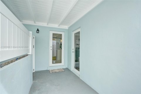 Villa ou maison à vendre à Pompano Beach, Floride: 3 chambres, 121.52 m2 № 1858828 - photo 24