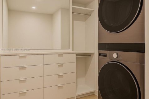 Condominio en venta en Miami Beach, Florida, 2 dormitorios, 128.3 m2 № 1982560 - foto 21