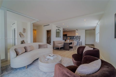 Condominio en venta en Miami Beach, Florida, 2 dormitorios, 128.3 m2 № 1982560 - foto 8