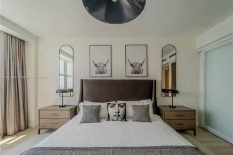 Condominio en venta en Miami Beach, Florida, 2 dormitorios, 128.3 m2 № 1982560 - foto 11