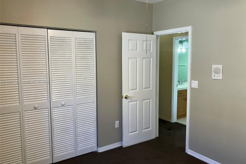 Villa ou maison à vendre à Miami, Floride: 4 chambres, 222.87 m2 № 1785704 - photo 19