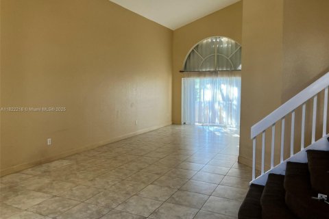 Villa ou maison à vendre à Miami, Floride: 4 chambres, 222.87 m2 № 1785704 - photo 24
