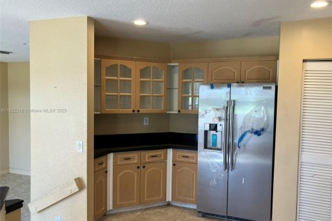 Villa ou maison à vendre à Miami, Floride: 4 chambres, 222.87 m2 № 1785704 - photo 5