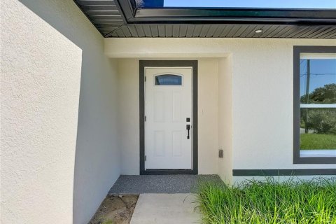House in Lehigh Acres, Florida 3 bedrooms, 148.64 sq.m. № 2107626 - photo 10
