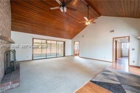 Villa ou maison à vendre à LaBelle, Floride: 3 chambres № 2041844 - photo 7