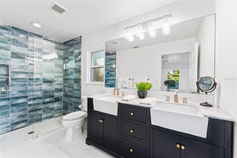 House in Sarasota, Florida 4 bedrooms, 209.22 sq.m. № 1721673 - photo 23