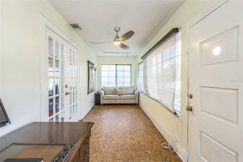 Apartamento en alquiler en Saint Petersburg, Florida, 2 dormitorios, 92.9 m2 № 1824299 - foto 10