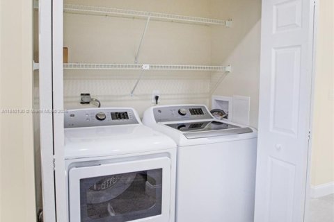 Condominio en alquiler en Boca Raton, Florida, 2 dormitorios, 84.73 m2 № 1981283 - foto 6