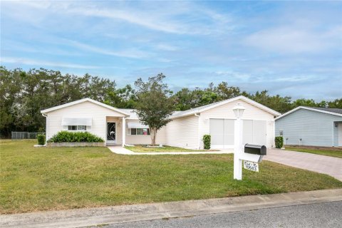 House in Summerfield, Florida 3 bedrooms, 150.5 sq.m. № 1670831 - photo 2