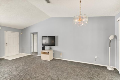 House in Summerfield, Florida 3 bedrooms, 150.5 sq.m. № 1670831 - photo 8