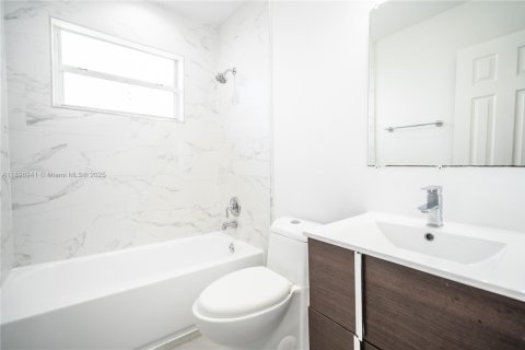 Apartment in Miami, Florida 2 bedrooms, 74.32 sq.m. № 1948250 - photo 18