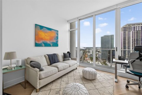 Condo in Saint Petersburg, Florida, 3 bedrooms  № 2240011 - photo 26