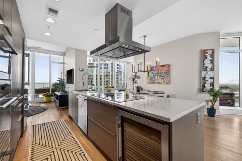 Condo in Saint Petersburg, Florida, 3 bedrooms  № 2240011 - photo 12