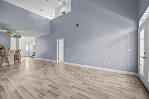 Adosado en venta en Kissimmee, Florida, 3 dormitorios, 195.47 m2 № 1784941 - foto 2