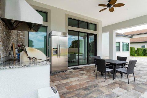House in Windermere, Florida 5 bedrooms, 403.66 sq.m. № 1609264 - photo 29