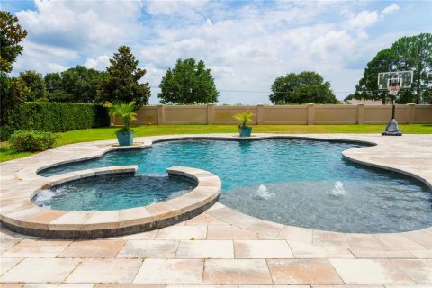 House in Windermere, Florida 5 bedrooms, 403.66 sq.m. № 1609264 - photo 26