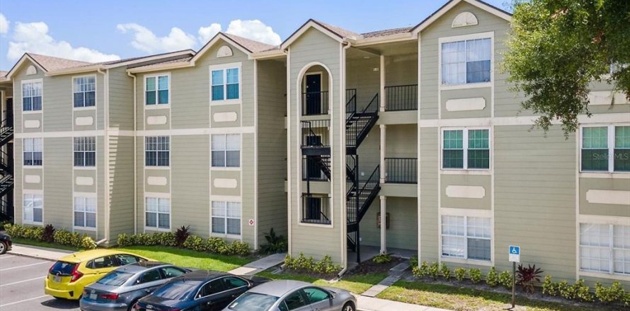 Condo in Orlando, Florida, 3 bedrooms  № 1796212