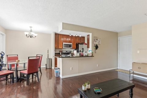 Condo in Orlando, Florida, 3 bedrooms  № 1796212 - photo 5