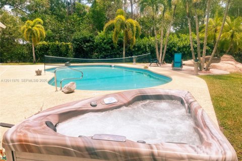 Villa ou maison à vendre à Jupiter, Floride: 3 chambres, 231.23 m2 № 2074969 - photo 8