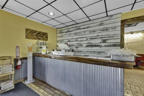 Commercial property in Inverness, Florida № 1564929 - photo 7