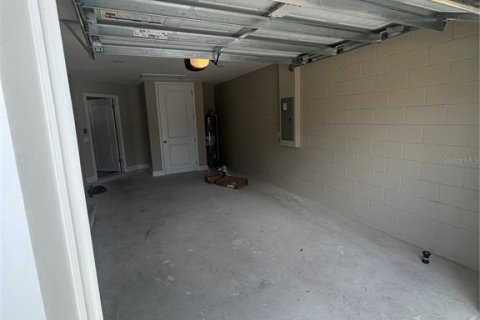 House in Eustis, Florida 3 bedrooms, 119.29 sq.m. № 1517746 - photo 16