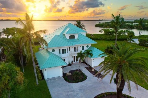 Casa en venta en Englewood, Florida, 3 dormitorios, 258.92 m2 № 1915640 - foto 1